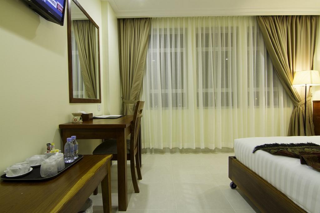 Rose Emerald Hotel Phnom-Penh Buitenkant foto