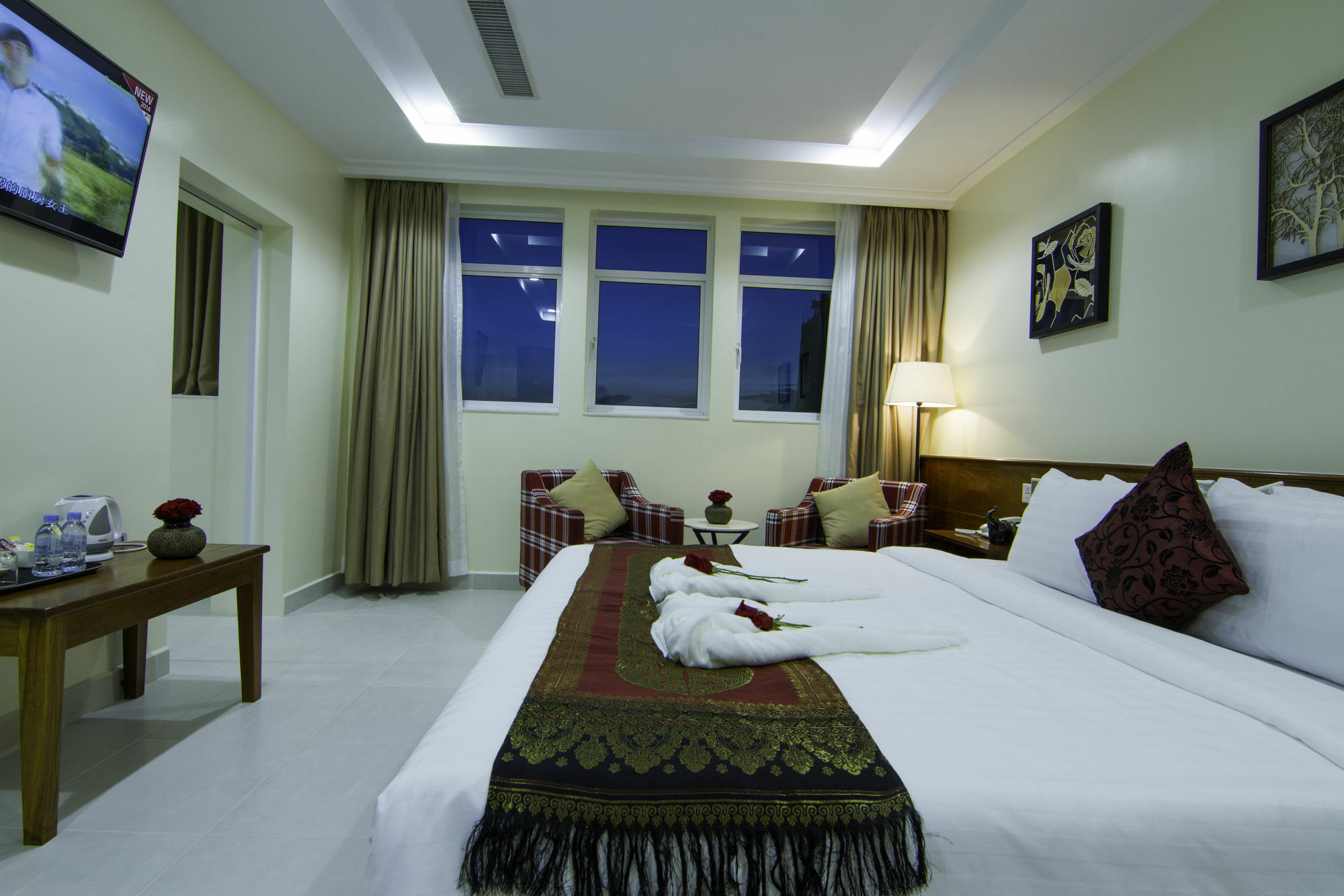 Rose Emerald Hotel Phnom-Penh Buitenkant foto